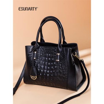 生日禮物送真皮女包2025新款輕奢品牌大容量中年媽媽款單肩手提包