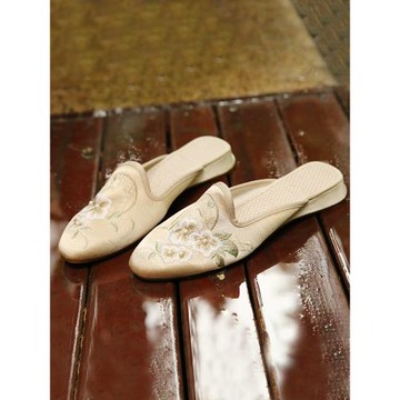 春夏季老北京布鞋女式平底軟底復古包頭繡花拖鞋古風旗袍鞋子居家