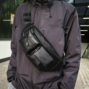 斜挎包男款大容量潮牌小挎包通勤手機腰包休閒單肩包運動騎行揹包