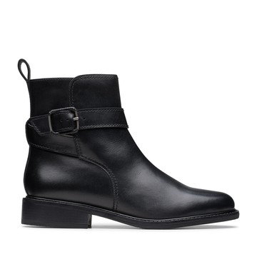 Clarks 摩登經典- Renewal Style方型搭釦拉鍊設計工程靴(黑色) CLF78754B-女