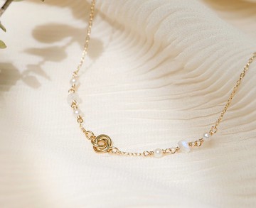 玫瑰心 14kgf 天然珍珠月光石簡約手鍊(白玫瑰)