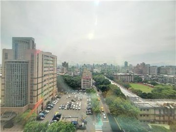 捷運便利帷幕純辦大樓｜台北市大同區重慶北路二段