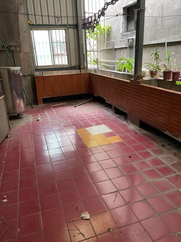 近集美國小｜前後陽台空間好利用3樓輕鬆入住｜新北市三重區集美街
