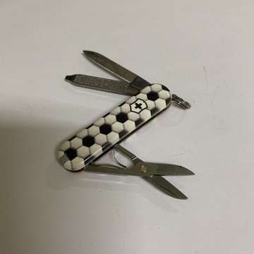 [沐沐屋] victorinox 維氏 經典七用 限量印花 世界足球