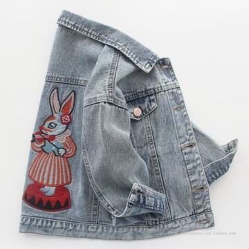 女童牛仔外套2025春裝新款韓版洋氣兒童女孩寬松兔子刺繡寶寶夾克