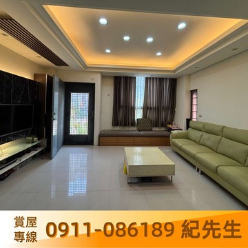 沙鹿車庫三車位️藏龍大面寬裝潢豪墅｜台中市沙鹿區星河路