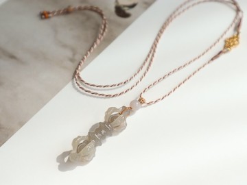 天然煙紫和田玉降魔杵金剛杵項鏈吊墜 玉質油潤  闢邪化煞保平安