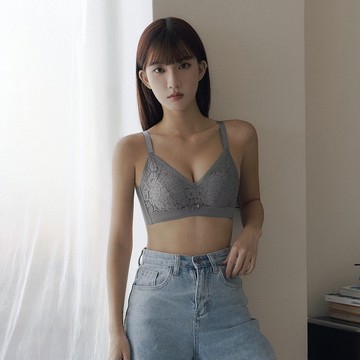 百穿不膩 · 柔棉澎軟舒適集中蕾絲3CM厚墊無鋼圈內衣