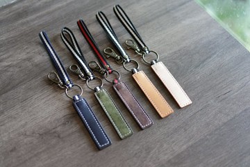 【客製化禮物】真皮鑰匙圈 皮標吊飾 刻字 5色可選 父親節禮物