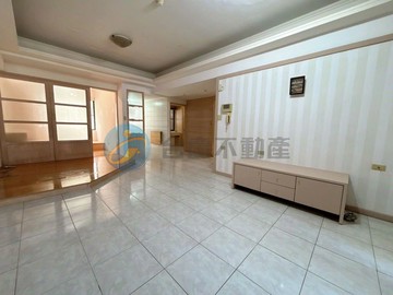 楠梓右昌｜國際別墅|美三房雙衛浴開窗含車位｜高雄市楠梓區北昌街