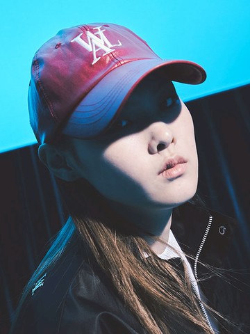 Signature Logo ball cap LEATHER RED