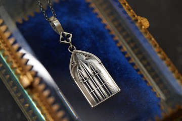 925銀古典教堂花窗吊墜 (P451) (不含項鍊)