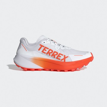 TERREX AGRAVIC 3 跑鞋