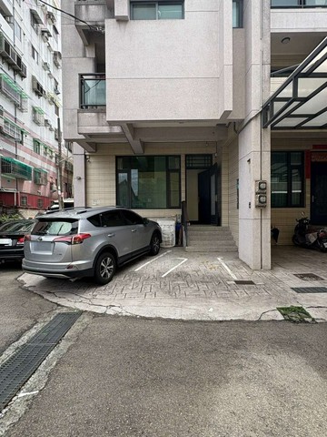 出價談南投專任大地坪大面寬輕屋齡透天｜南投縣南投市彰南路三段
