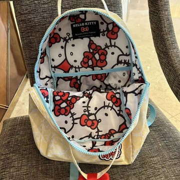 ✨臺灣出貨✨2024新款HelloKitty聯名Nova潮牌雙肩包女生可愛輕便背學生書包