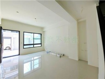 龍潭國小邊全新未住傳統車墅  住商天河~小朱｜台南市永康區龍潭街