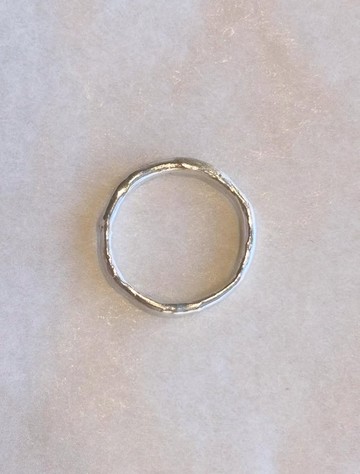 Holo ring 不規則素圈戒指