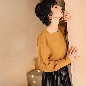 OB嚴選-方領簡約優雅荷葉拼接長袖上衣