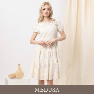 現貨【MEDUSA 曼度莎】米白刺繡蛋糕蕾絲小禮服（M-XL）｜小禮服 短袖洋裝 媽媽禮服