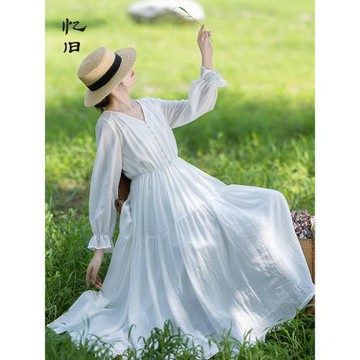 【云淡秋空】高腰長袖連衣裙女2025春季新款白色修身減齡大擺長裙