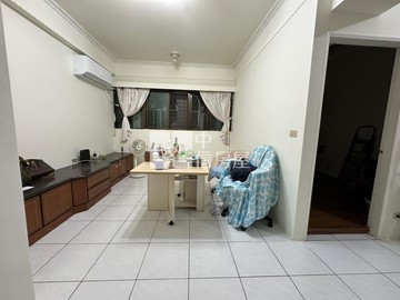 幸福商圈~佳瑪百貨.星巴克.肯德基~中和街鳳翔吉第｜新北市新莊區中和街