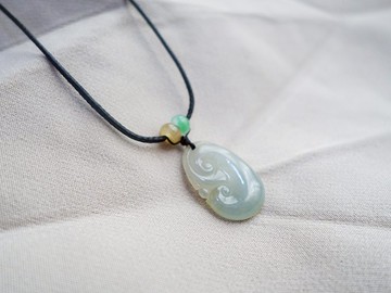 冰種如意三彩翡翠項鍊・緬甸玉・天然石・瑪瑙