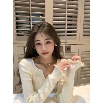 木耳邊v領短款針織開衫軟糯毛衣女初秋設計感溫柔內搭打底上衣冬