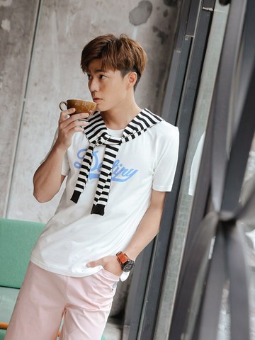 快乾情侶款美式印花短袖上衣