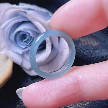 【求‧緣】冰藍水翡翠戒指戒圈 | 國際8圍 | 天然翡翠A貨 | 送禮