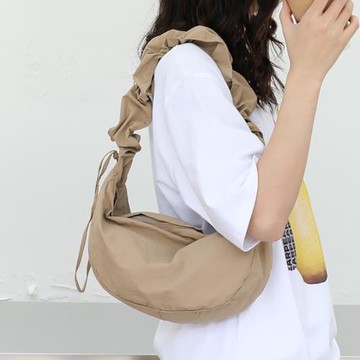 日系新款褶皺尼龍布托特包女百搭腋下餃子包ins超火單肩斜挎包潮