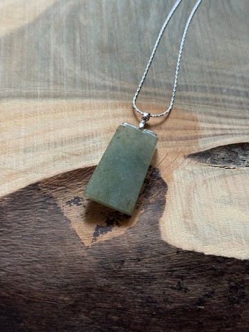 【翡翠】冰油青無事牌翡翠胸墜