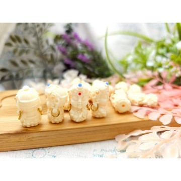 牙牙果白綠度母 DIY手串配件吊墜掛件配珠gg51