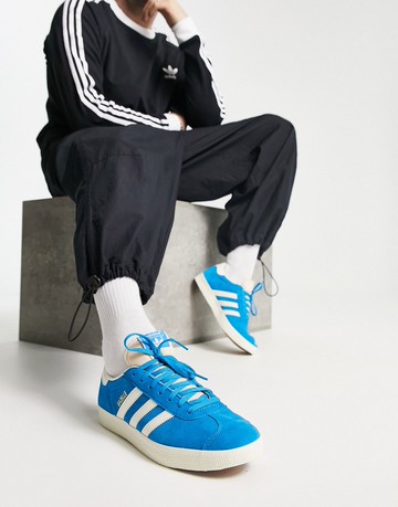 adidas Originals Gazelle trainers in blue