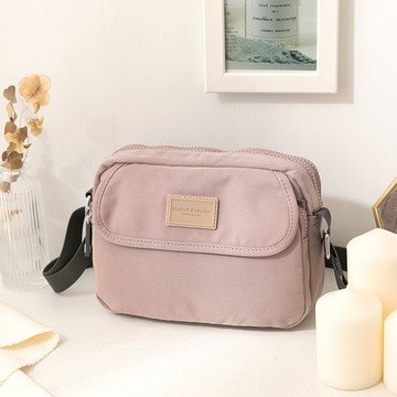 【金安德森】輕甜旅程 翻蓋造型斜側包-紫色