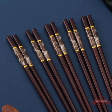 筷子實木木頭家用防滑中式圓頭創意木塊5雙家庭分筷套裝廠家批發