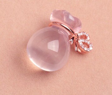 馬達加斯加粉晶福袋吊墜粉晶錢袋招桃花1入