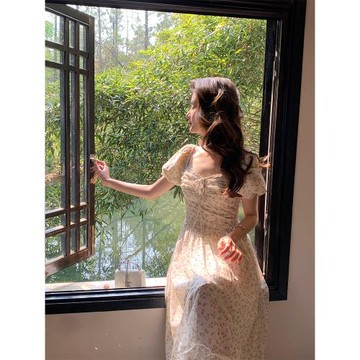 鄧六六法式茶歇碎花泡泡袖連衣裙女夏季粉色初戀甜美小清新蛋糕裙