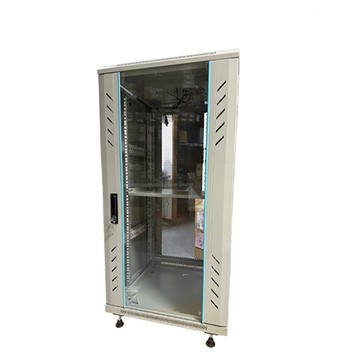 Changyun 22U網門型機櫃 網路機櫃 伺服器機櫃 電腦機櫃 含一個層板 可鎖 含風扇 白色