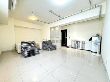 大地風情 一卡皮箱直接入住｜台中市西屯區寶慶街