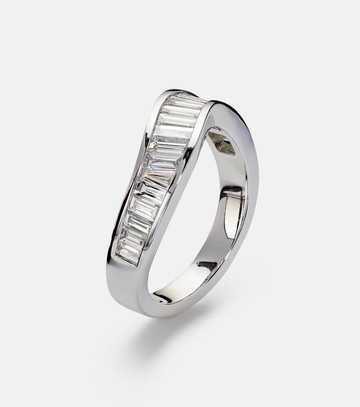 Anita Ko Wave 18kt white gold ring with diamonds