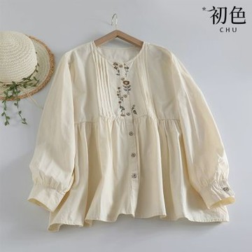 初色 森林系純色圓領刺繡寬鬆長袖襯衫上衣女上衣-共2色-10539(M-2XL可選)