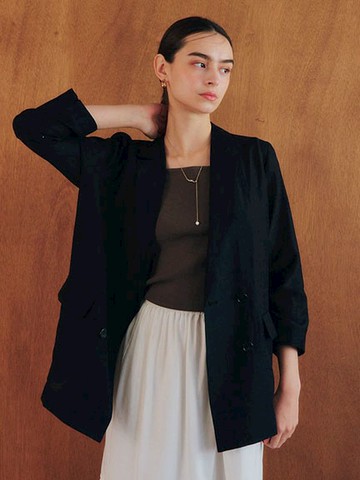 輕薄微透膚口袋造型西裝外套(07000472000) - YECCA VECCA