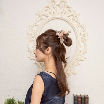 秋冬限定 / 馬龍 / 色彩鮮豔的花編發圈 / 手工編織髮帶