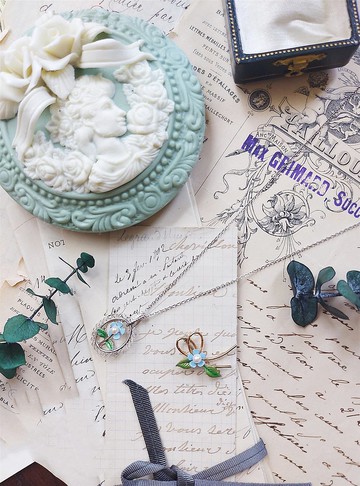 現貨在台-Krementz 勿忘我琺瑯珍珠包金胸針【美國老件時尚首飾】