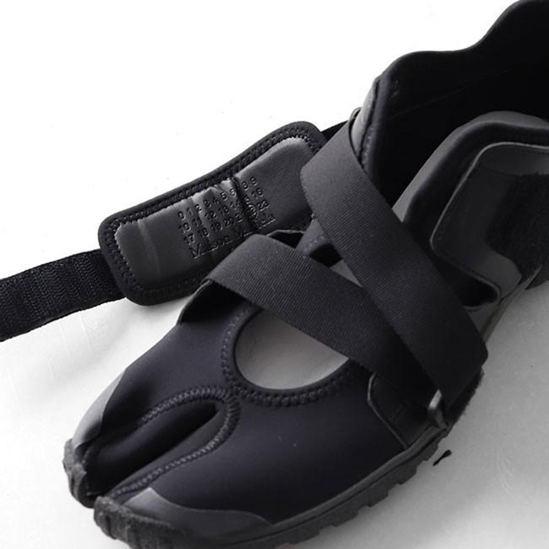 未使用10万 メゾン マルジェラ ストラップ サンダル 42 (27) Maison Margiela(メゾンマルジェラ) クロスストラップサンダル