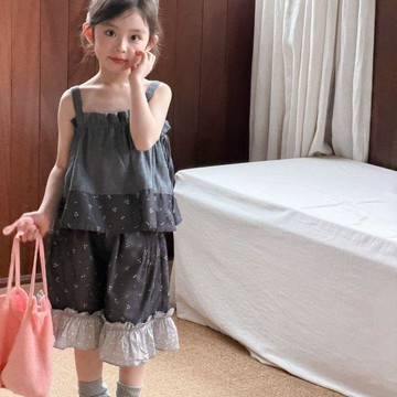 Mini baby🌷女童韓版套裝童裝夏季花邊碎花吊帶上衣兩件套