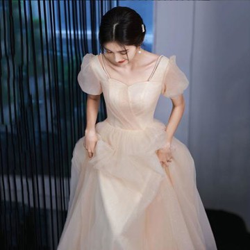 晚禮服2024新款高級感訂婚宴會小眾成人禮主持人長裙伴娘服秋冬女