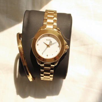 Daisy 系列復古簡約女錶 / DS-9805