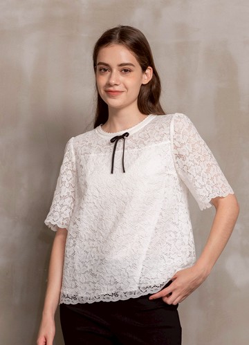 靜美柔雅五分袖蕾絲散襬上衣