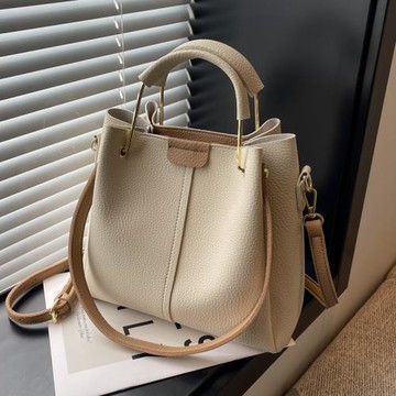 大容量包包女高級感百搭通勤單肩包春夏時尚斜挎包外出手提水桶包